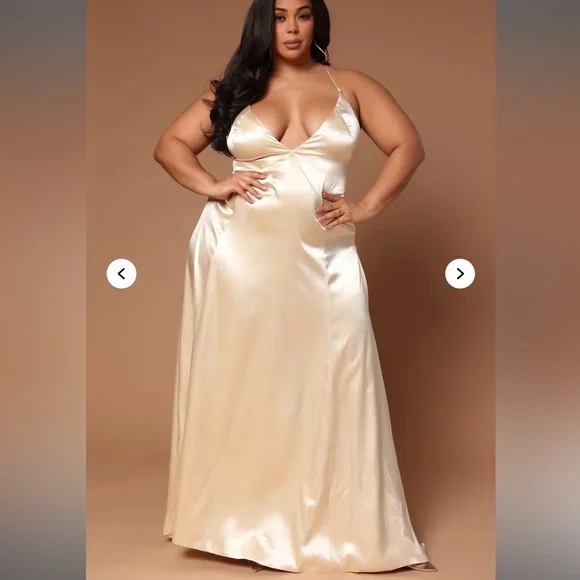 Fashion Nova l NWT Sierra High Slit Maxi Dress - Champagne 1X - Picture 1 of 11